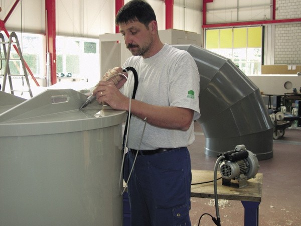 Ручной аппарат горячего воздуха WELDING PEN S с вентилятором ROBUST Ручной аппарат горячего воздуха WELDING PEN S с вентилятором ROBUST